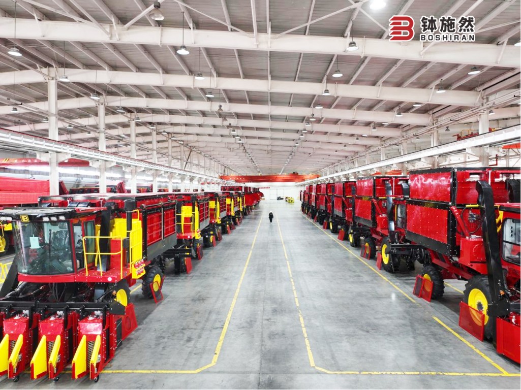 Enter the workshop! Cotton pickers usher in the peak period of returning to the factory for maintenance and maintenance, vigorously improving the level of agricultural mechanization